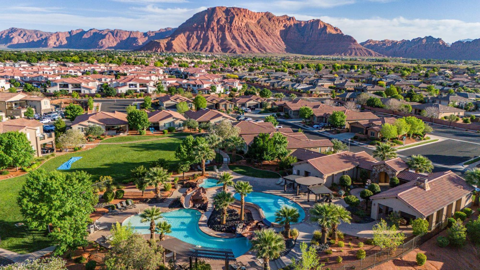 Paradise Village 91 Private Hot Tub, Beautiful Mountain Views, Bbq Grill, Resort Style Pool, Water Park And Lazy River Santa Clara Exterior photo